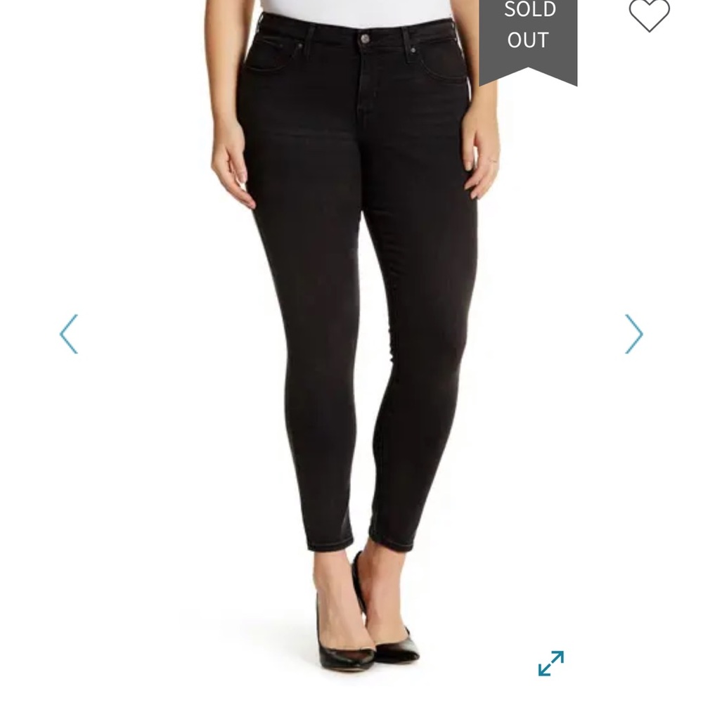 Levi's 310 Shaping Super Skinny Jean